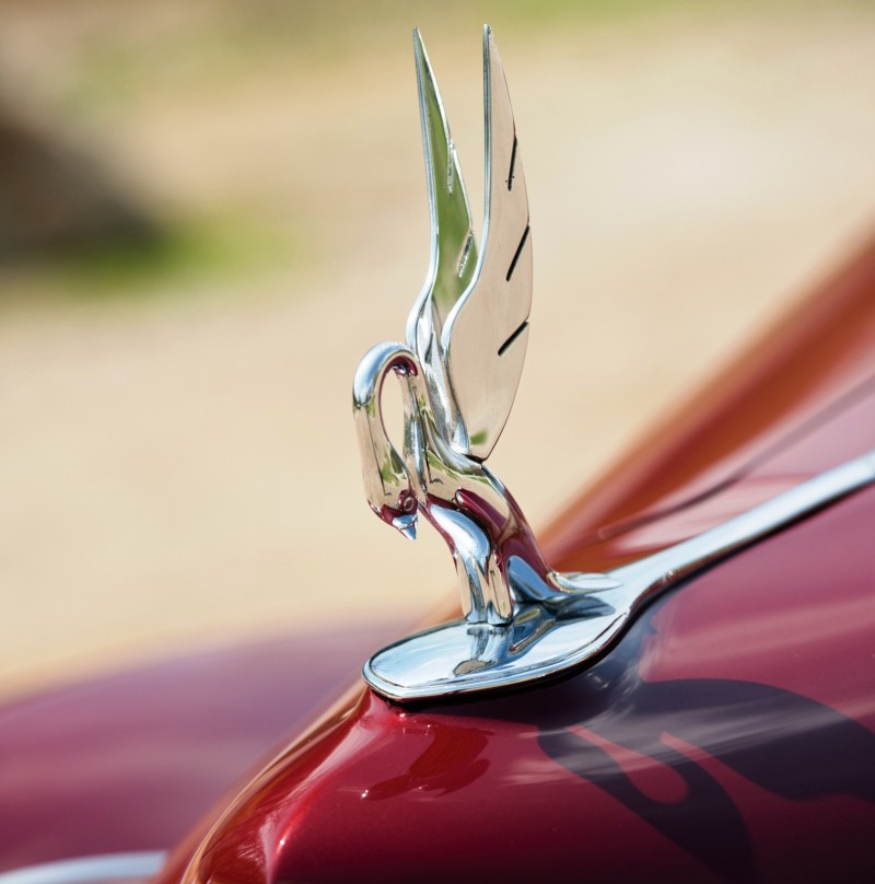 1940 Packard Custom Super Eight Convertible Sedan by Darrin 5