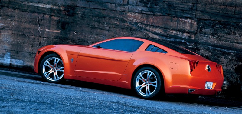 2006 Giugiaro Ford Mustang Concept Was Ringer vs In-House Ford Designs 13