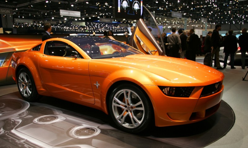 2006 Giugiaro Ford Mustang Concept Was Ringer vs In-House Ford Designs 28