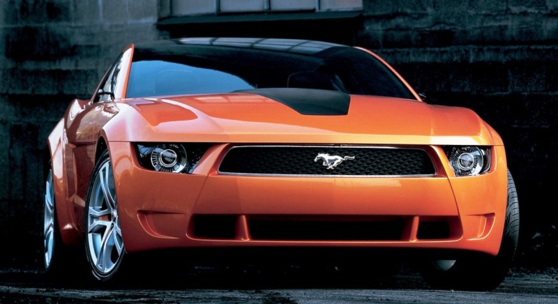 2006 Giugiaro Ford Mustang Concept Was Ringer vs In-House Ford Designs 7