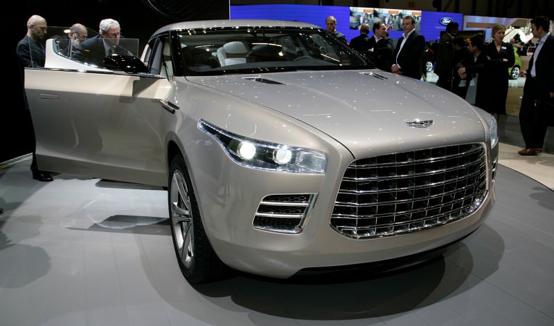 2009 Aston Martin LAGONDA SUV Concept 9