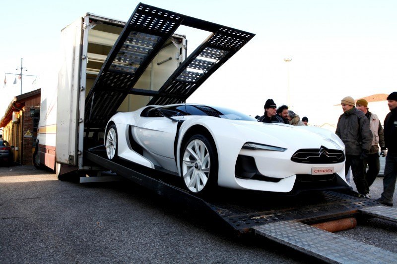 2009 Citroen GTbyCitroen Becomes Working Media and Live Art Installation in Venice 1