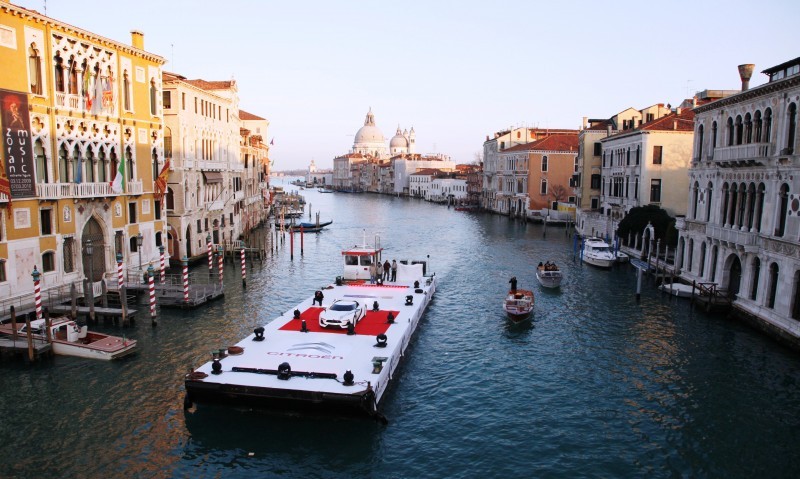 2009 Citroen GTbyCitroen Becomes Working Media and Live Art Installation in Venice 20