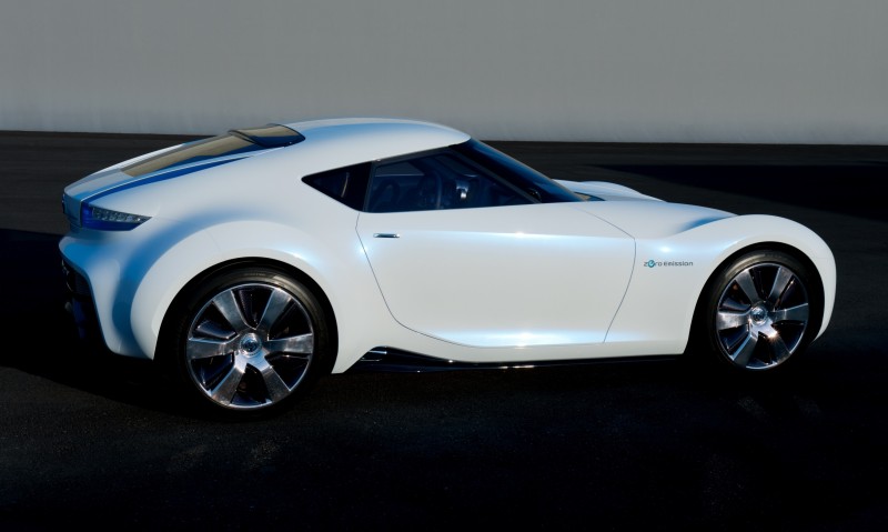 2011 Nissan ESFLOW Concept 17