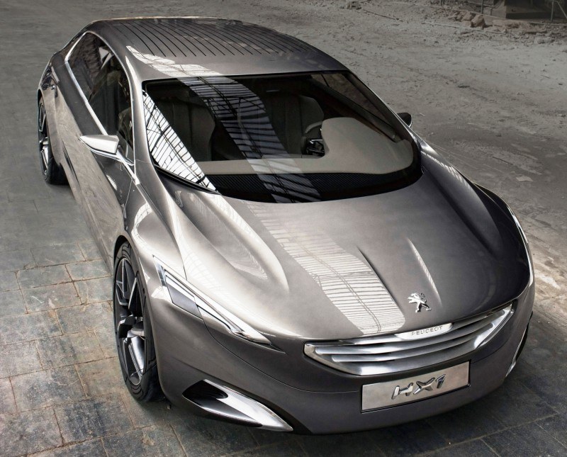 2011 Peugeot HX1 Concept Shows Sumptuous Detailing and Scale, But Front-Drive Proportions 8