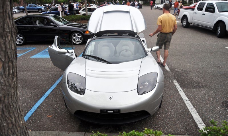 2011 TESLA Roadster 11