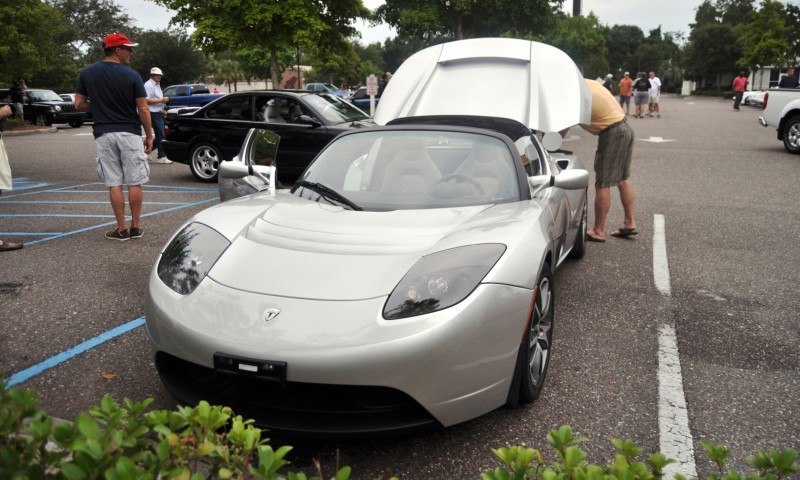 2011 TESLA Roadster 12