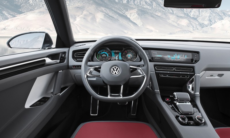 2011 Volkswagen Cross Coupe SUV Concept 34