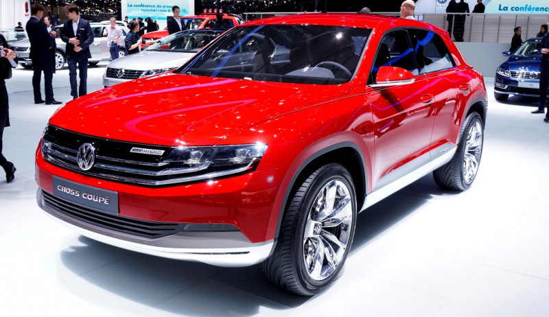 2011 Volkswagen Cross Coupe SUV Concept 5