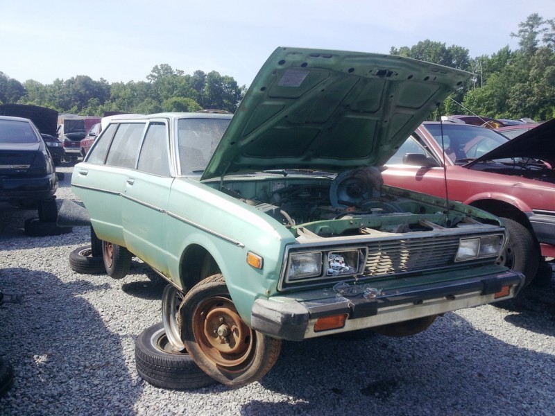 20120614_102454 datsun 510 wagon_7394252854_l