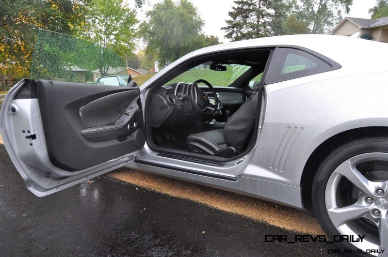 CarRevsDaily.com - 2014 Chevy Camaro 2LT RS 4