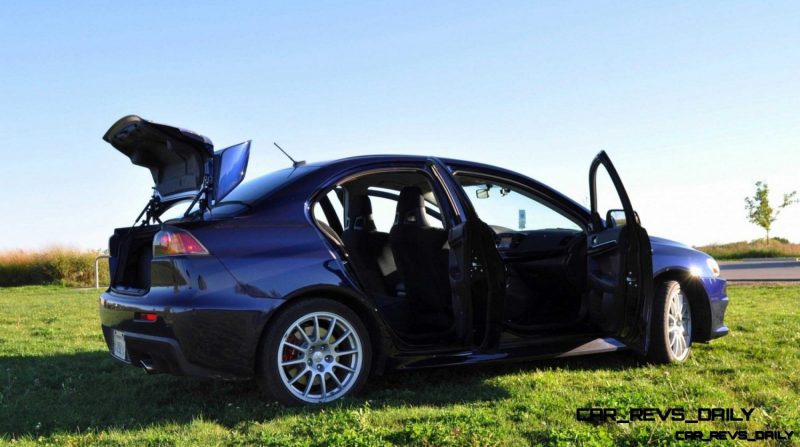 CarRevsDaily.com - 2014 Mitsubishi Lancer Evolution GSR32