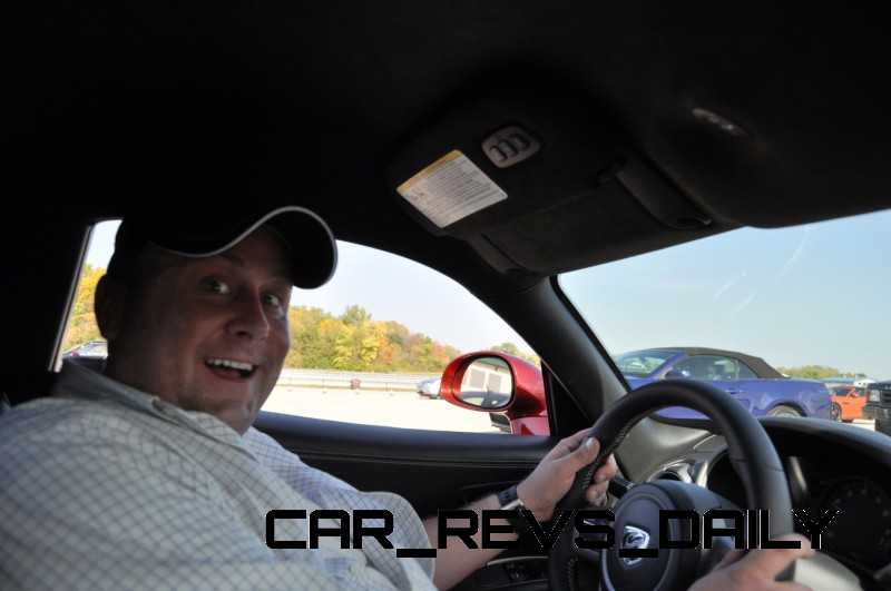 CarRevsDaily.com - 2014 SRT Viper GTS - Huge Wallpapers2
