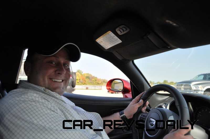 CarRevsDaily.com - 2014 SRT Viper GTS - Huge Wallpapers3