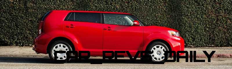 2014-Scion-xB-Red-2 ROOF CHOP