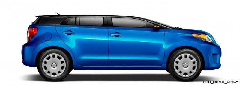 2014-Scion-xD-Blue-Black-Two-Tone-3 ROOF CHOP