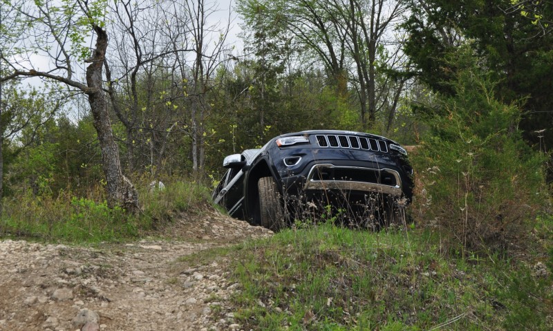 2014 Jeep Grand Cherokee Shows Its Trail Rated Skills Off-Road 36