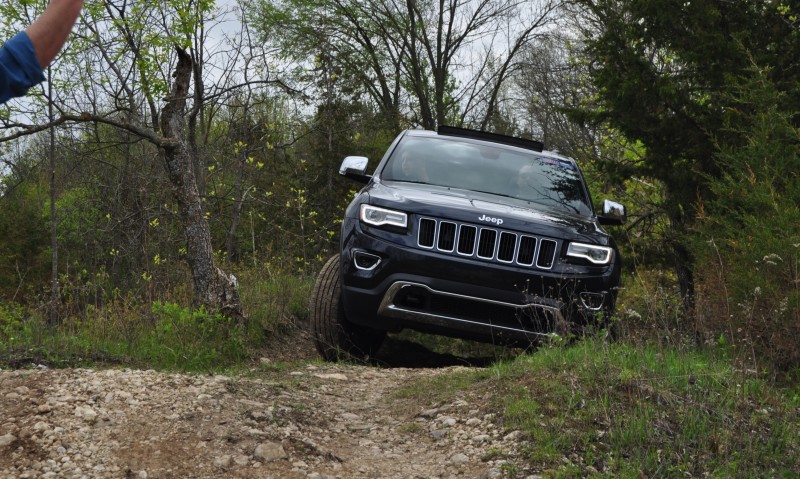 2014 Jeep Grand Cherokee Shows Its Trail Rated Skills Off-Road 38