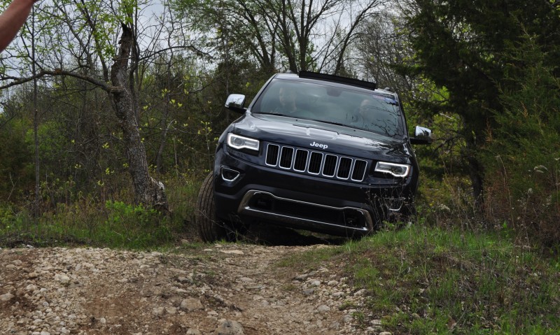 2014 Jeep Grand Cherokee Shows Its Trail Rated Skills Off-Road 39