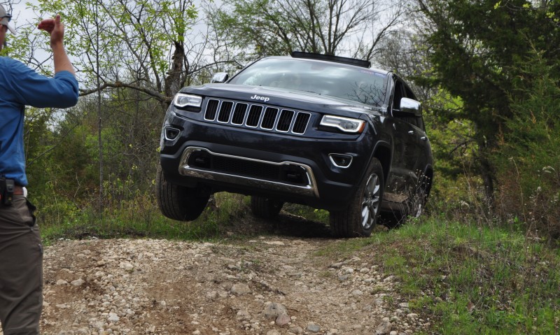 2014 Jeep Grand Cherokee Shows Its Trail Rated Skills Off-Road 43