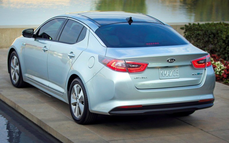 2014 Kia Optima Hybrid Updated With New Grille and LEDs Front and Rear - Specs, Features and Pricing 18