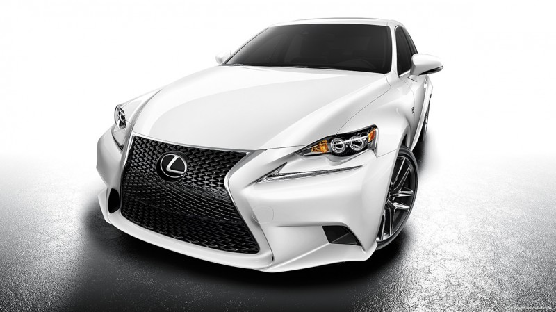 2014-Lexus-IS-350-fsport-exterior-static-grill-overlay-1204x677-LEXISGMY0098