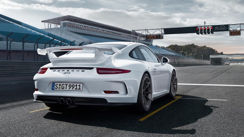 2014 Porsche 911 GT3 Is 9000-RPM Boxer Bliss 36