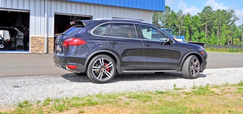 2014 Porsche Cayenne Turbo 13