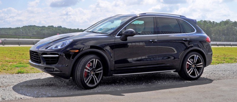 2014 Porsche Cayenne Turbo 46