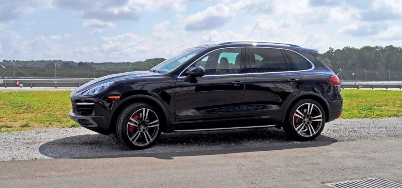 2014 Porsche Cayenne Turbo 48