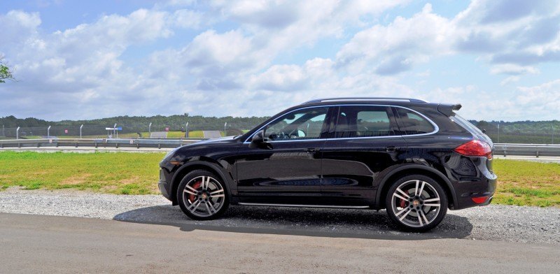 2014 Porsche Cayenne Turbo 52