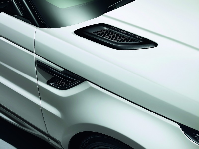 2014 Range Rover Sport Stealth Pack Brings Black 21s or 22-inch Wheels 4