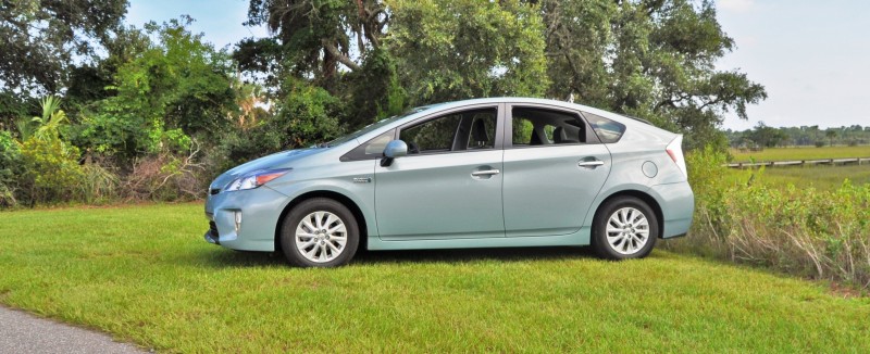 2014 Toyota Prius Plug-in Hybrid 18