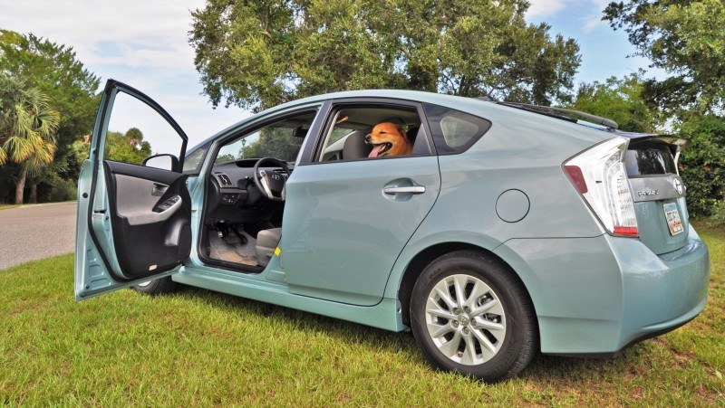 2014 Toyota Prius Plug-in Hybrid 47