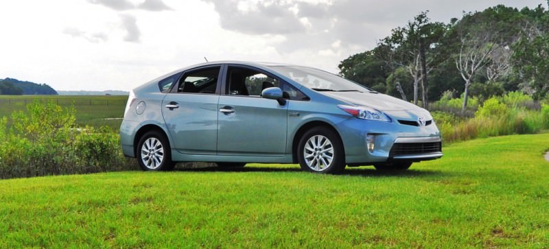 2014 Toyota Prius Plug-in Hybrid 7