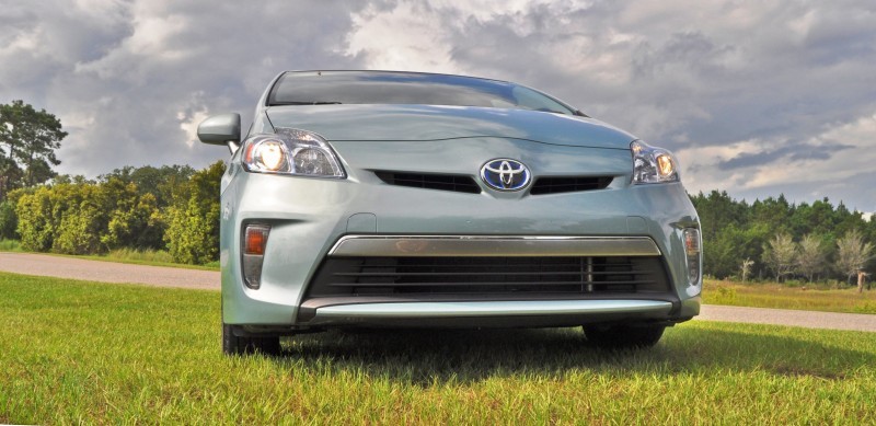 2014 Toyota Prius Plug-in Hybrid 89