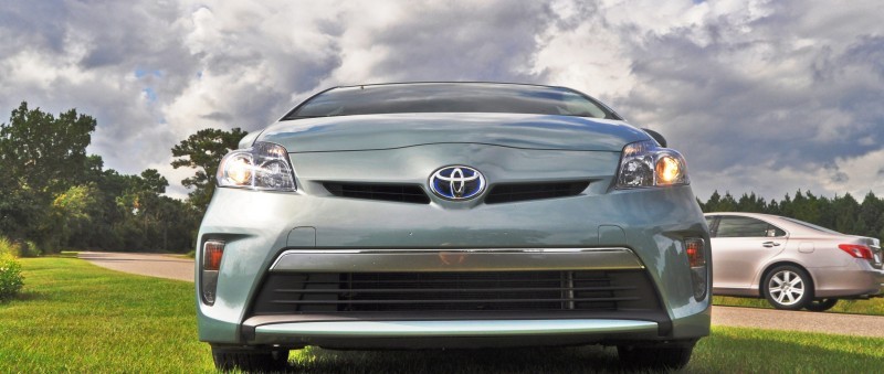 2014 Toyota Prius Plug-in Hybrid 90