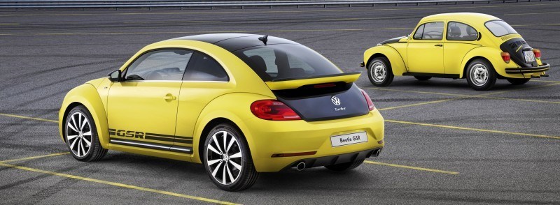 2014 Volkswagen Beetle GSR Scoots Around Go-Kart Autocross at Road America 1