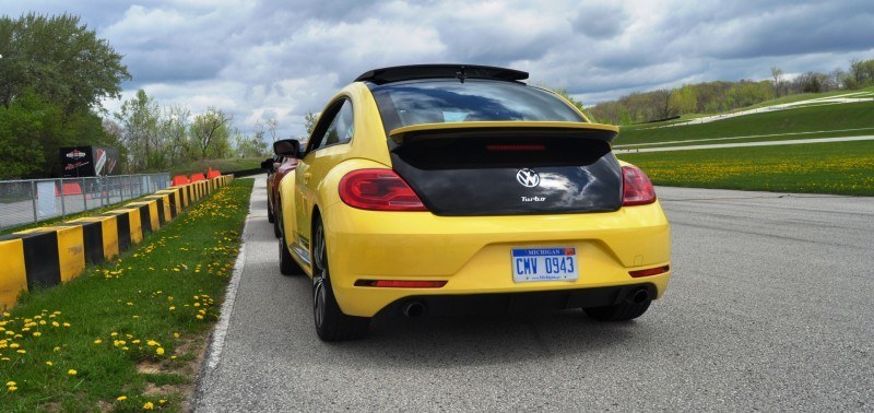 2014 Volkswagen Beetle GSR Scoots Around Go-Kart Autocross at Road America 43