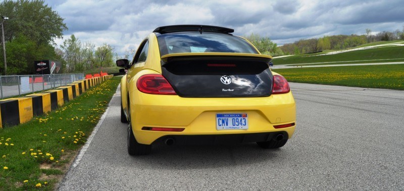 2014 Volkswagen Beetle GSR Scoots Around Go-Kart Autocross at Road America 44