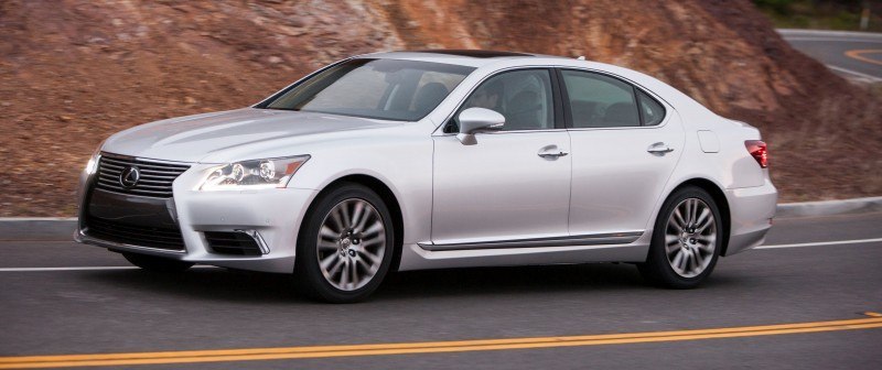 2013_Lexus_LS_460_018