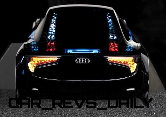 CarRevsDaily.com - Laser Lighting for 2014 AUDI R18 LeMans 31