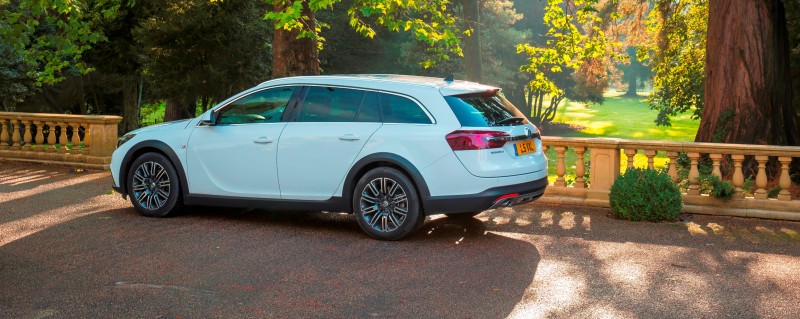 Vauxhall-Insignia-Country-Tourer-289099