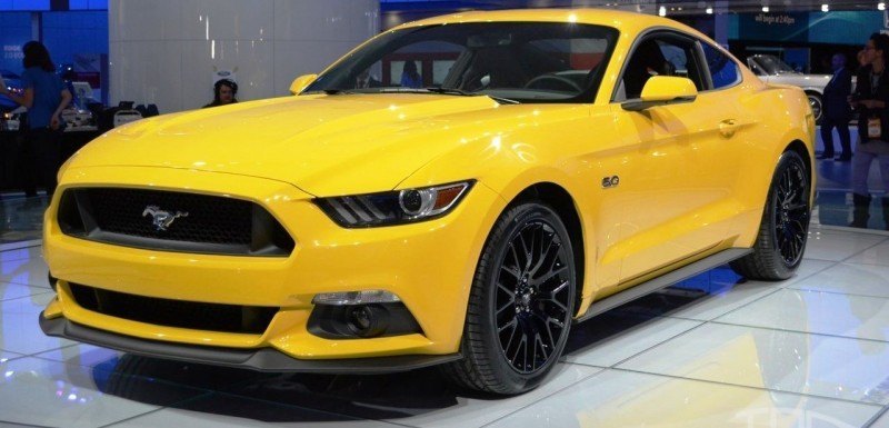 2015-Ford-Mustang-GT-at-2014-NAIAS-front-quarter