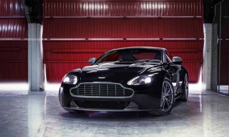 Car-Revs-Daily.com -- 2014 Aston-Martin N430 Vantage 105