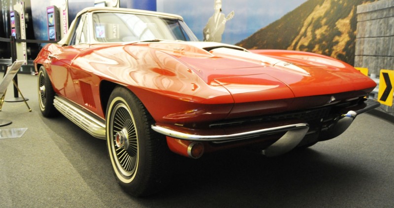 Corvette Museum Photo Tour -- The C1, C2 and C3 Generations in 83 High-Res Photos 2