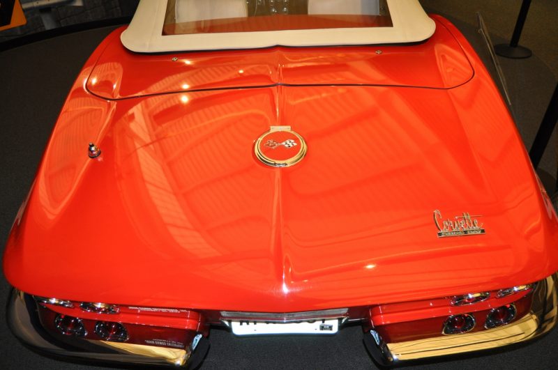 Corvette Museum Photo Tour -- The C1, C2 and C3 Generations in 83 High-Res Photos 7