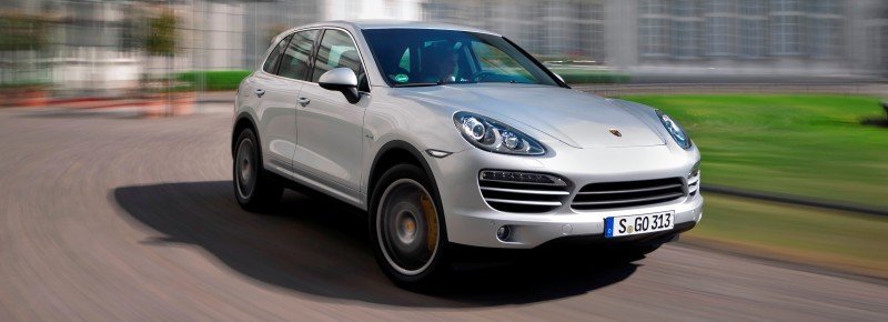 New-for-2014 Porsche Cayenne Turbo S -- Leads 8-Strong Line -- Pricing and Style Comparisons by Trim  25