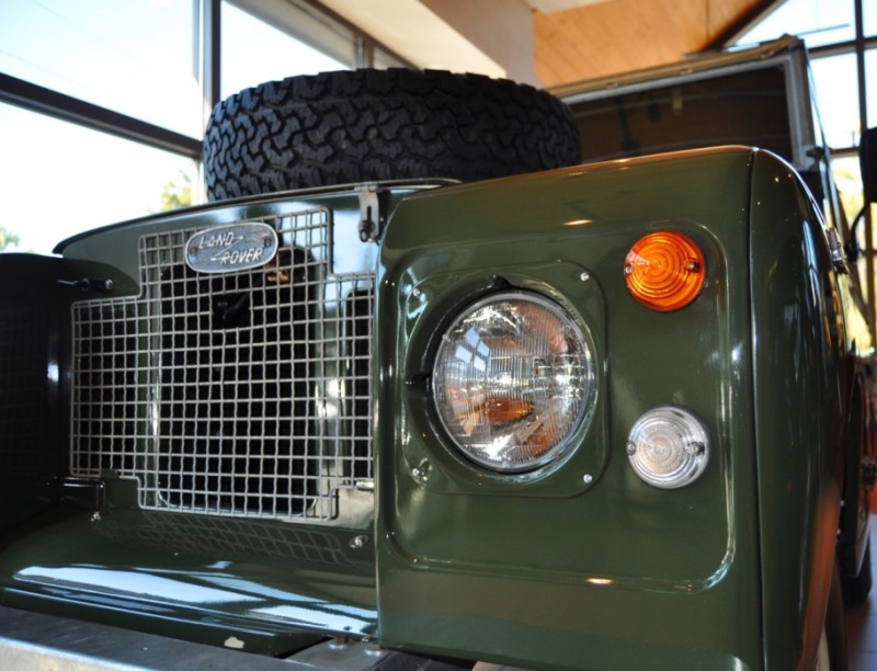 Video Walk-around and Photos - Near-Mint 1969 Land Rover Series II Defender at Baker LR in CHarleston 11