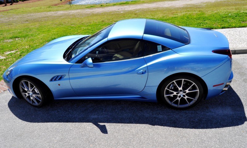 2014 Ferrari California in Blu Mirabeau -- 60-Angle Sunny Photo Shoot 43